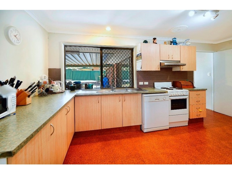 9 Batlow Court, Helensvale QLD 4212