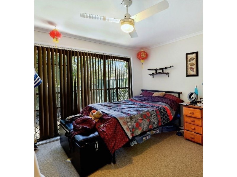 9 Batlow Court, Helensvale QLD 4212