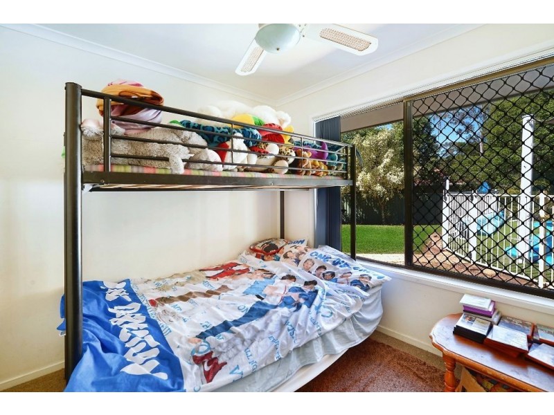 9 Batlow Court, Helensvale QLD 4212