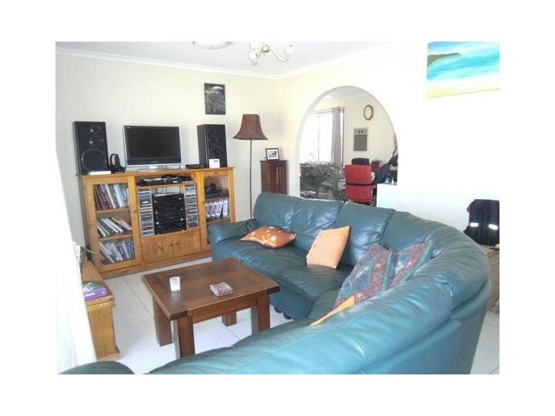 7 Apia Ave, Clear Island Waters QLD 4226