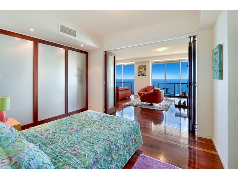 23 Ferny Avenue, Surfers Paradise QLD 4217