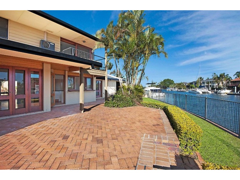 12 Rabaul Avenue, Runaway Bay QLD 4216