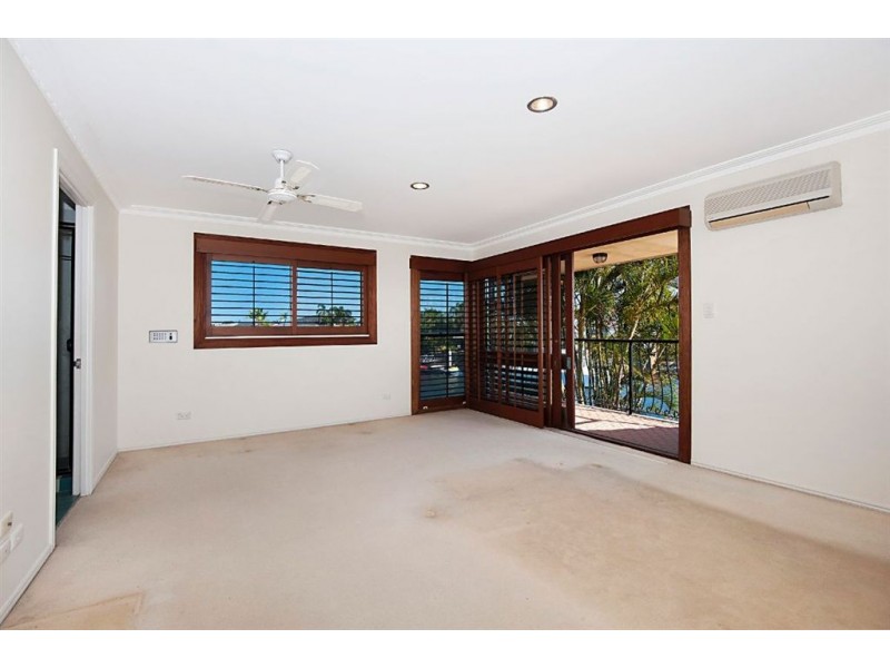 12 Rabaul Avenue, Runaway Bay QLD 4216