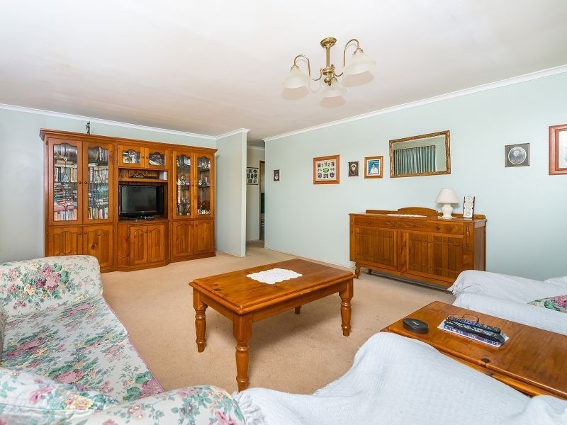 35 Avanti Street, Mermaid Waters QLD 4218