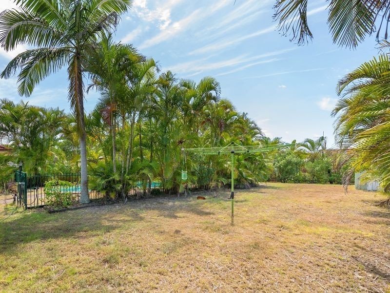 35 Avanti Street, Mermaid Waters QLD 4218