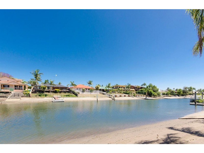 25 Platypus Avenue, Sorrento QLD 4217