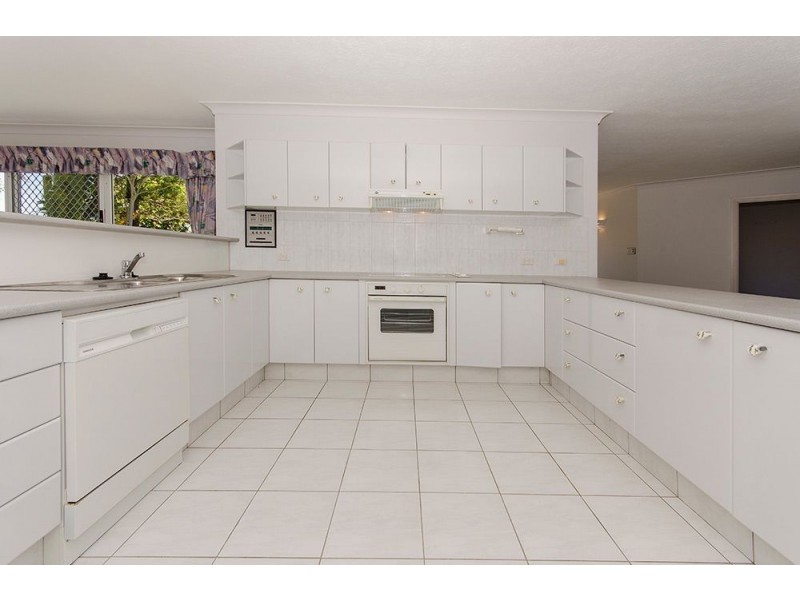 25 Platypus Avenue, Sorrento QLD 4217