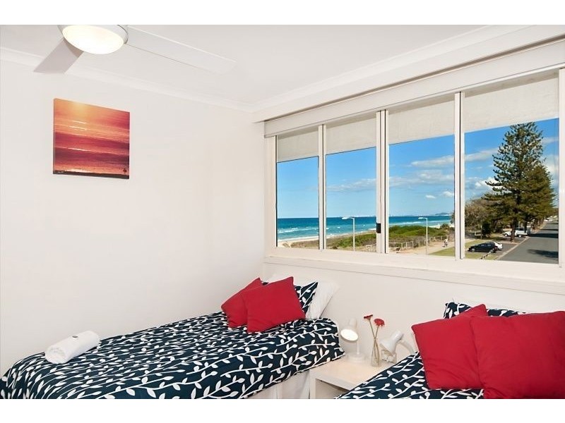 4/1 First Ave, Broadbeach QLD 4218
