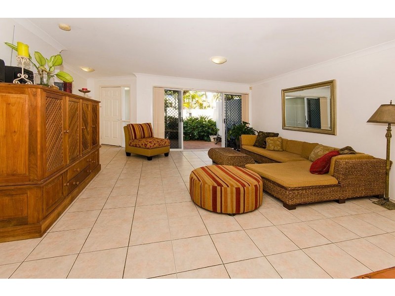 100 Cotlew Street East, Southport QLD 4215