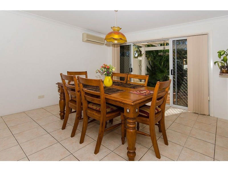 100 Cotlew Street East, Southport QLD 4215