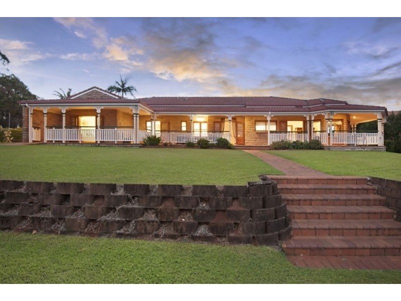 4 Westminster Boulevard, Elanora QLD 4221