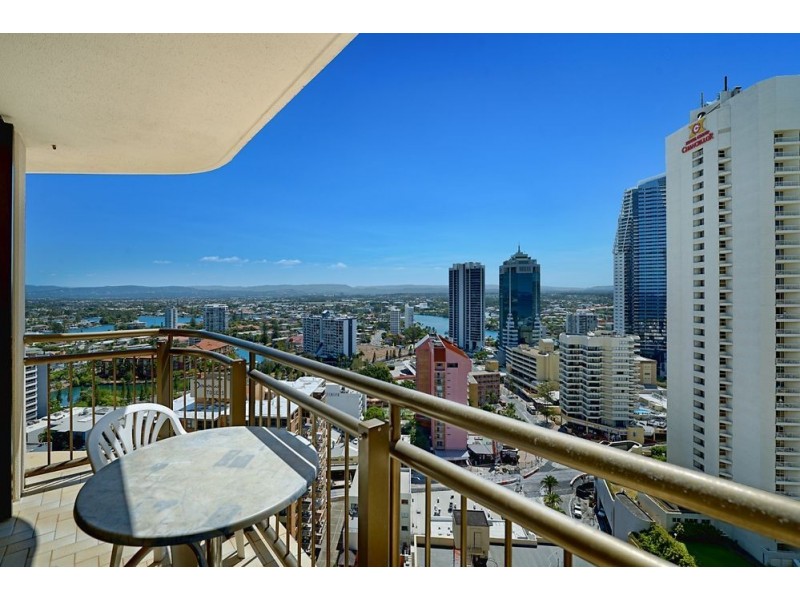 18 Hanlan Street, Surfers Paradise QLD 4217