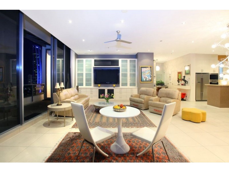 18 Cypress Avenue, Surfers Paradise QLD 4217