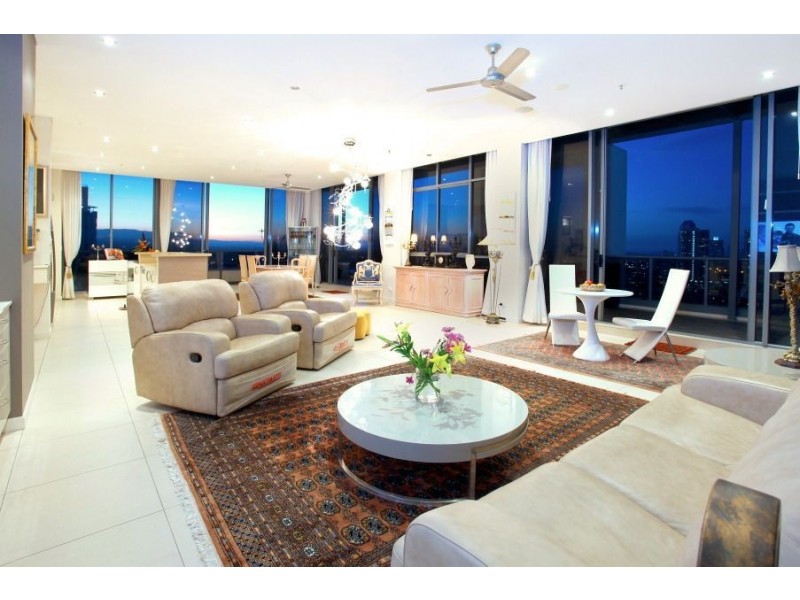 18 Cypress Avenue, Surfers Paradise QLD 4217