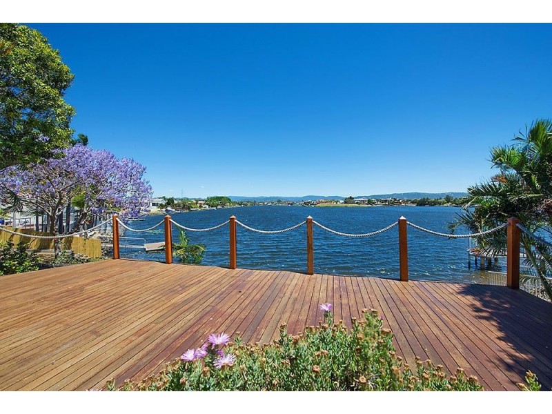 86 Port Jackson Boulevard, Clear Island Waters QLD 4226