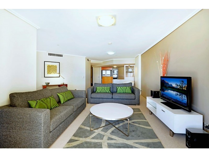 21 Cypress Avenue, Surfers Paradise QLD 4217