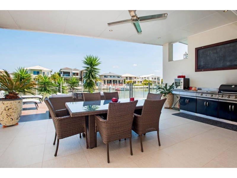 68 East Quay Drive, Biggera Waters QLD 4216