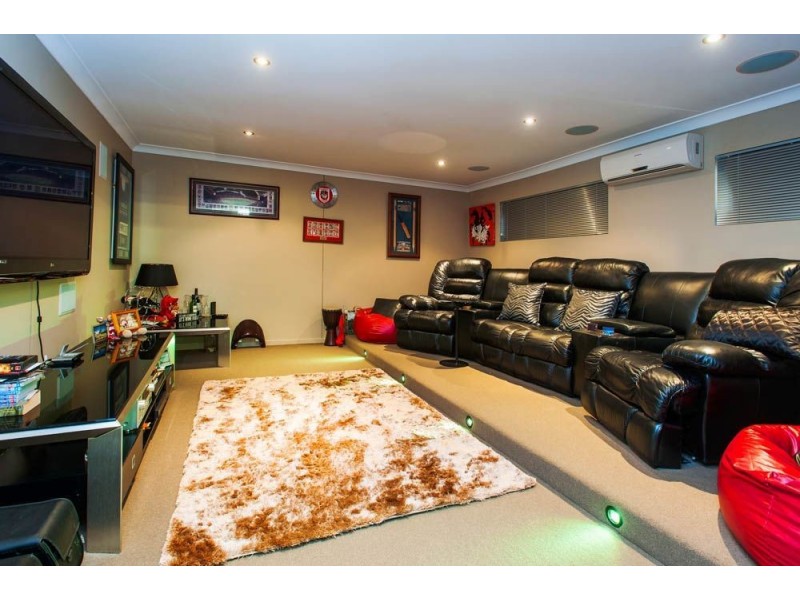 68 East Quay Drive, Biggera Waters QLD 4216
