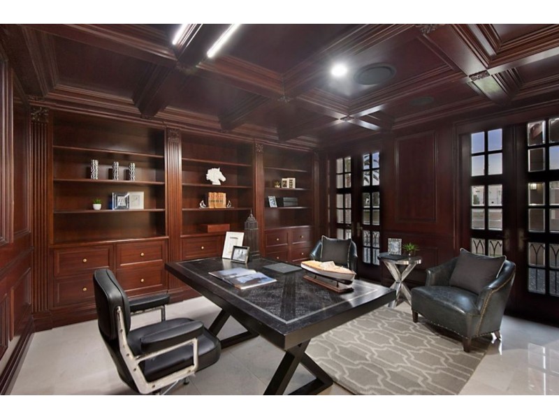 55 Knightsbridge Parade West, Sovereign Islands QLD 4216