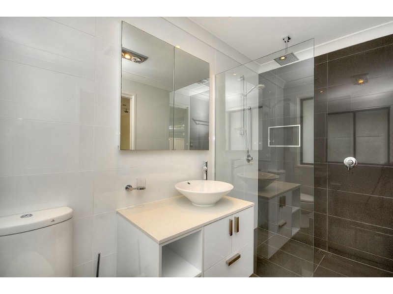 56 Currumburra Road, Ashmore QLD 4214