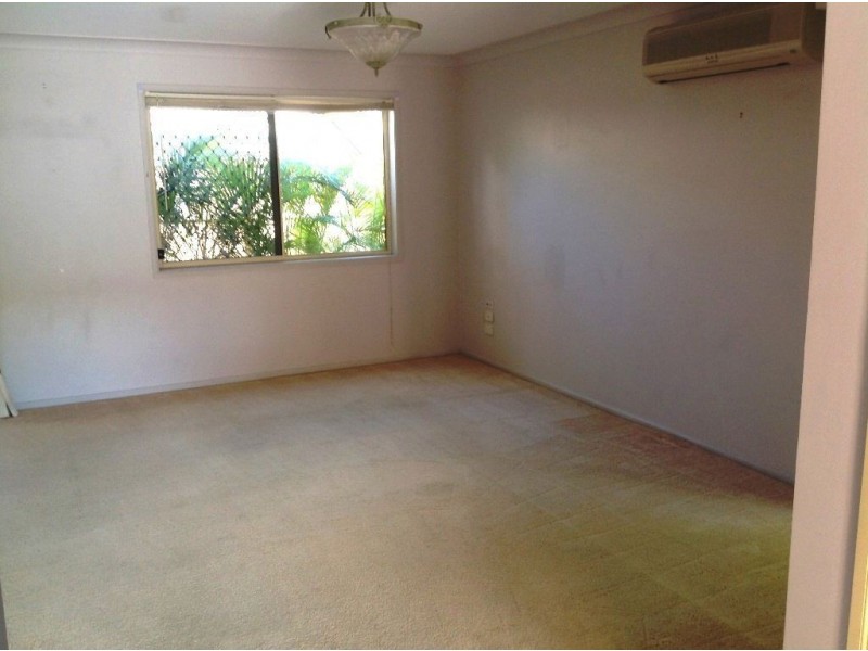 7/2 Brown Street, Labrador QLD 4215