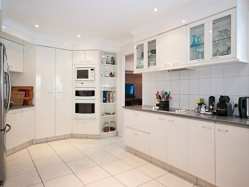 23 Portobello Drive, Mermaid Waters QLD 4218