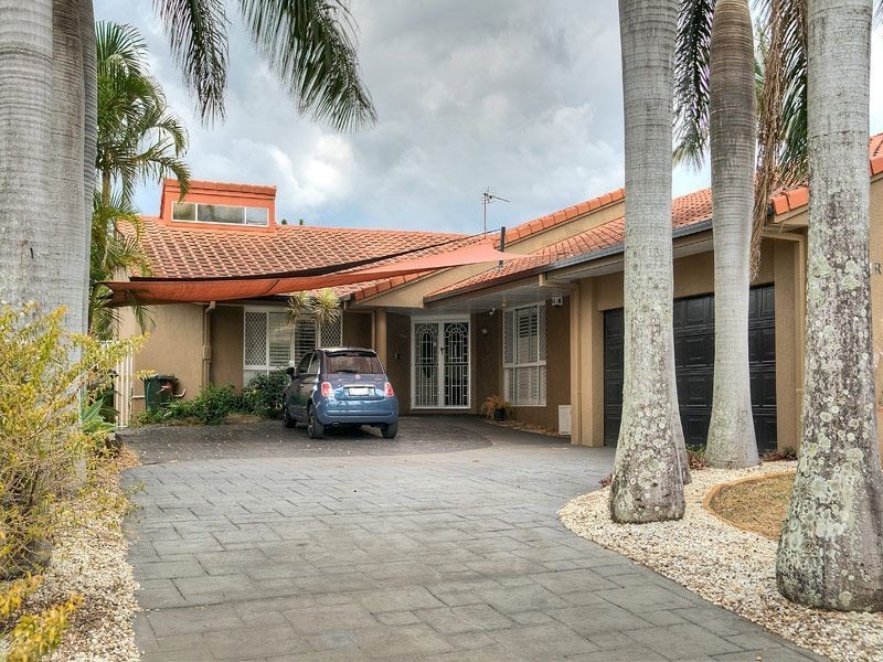 23 Portobello Drive, Mermaid Waters QLD 4218