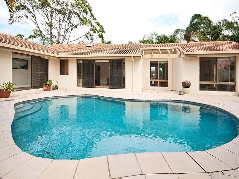 7 Tween Court, Mermaid Waters QLD 4218