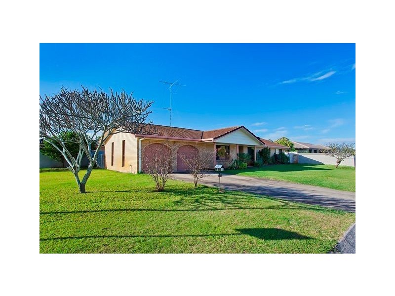 10 Sigatoka Place, Clear Island Waters QLD 4226