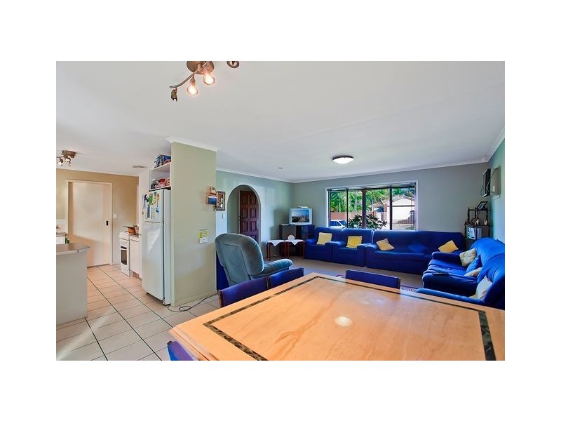 10 Sigatoka Place, Clear Island Waters QLD 4226