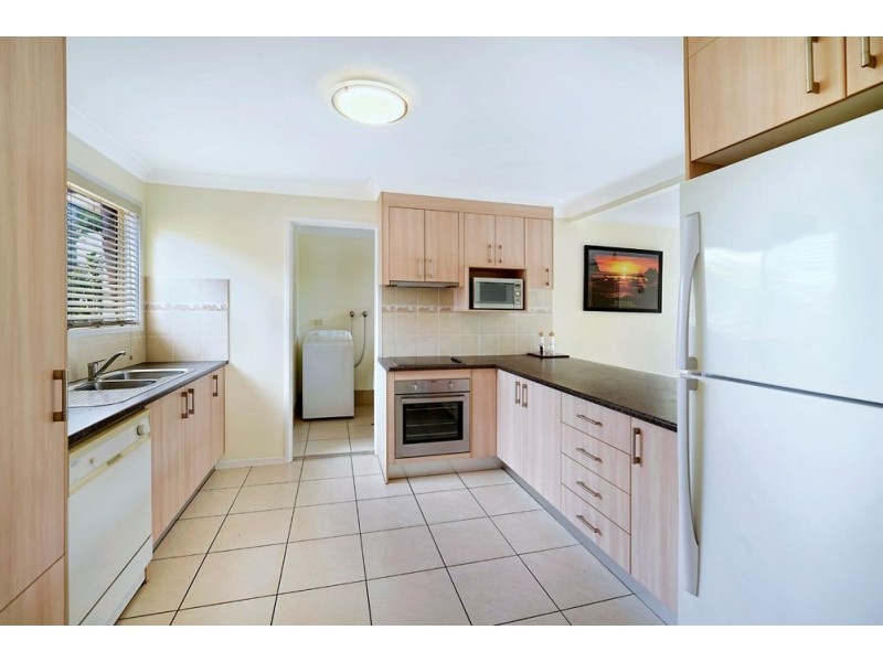 15/601 Pine Ridge Road, Biggera Waters QLD 4216