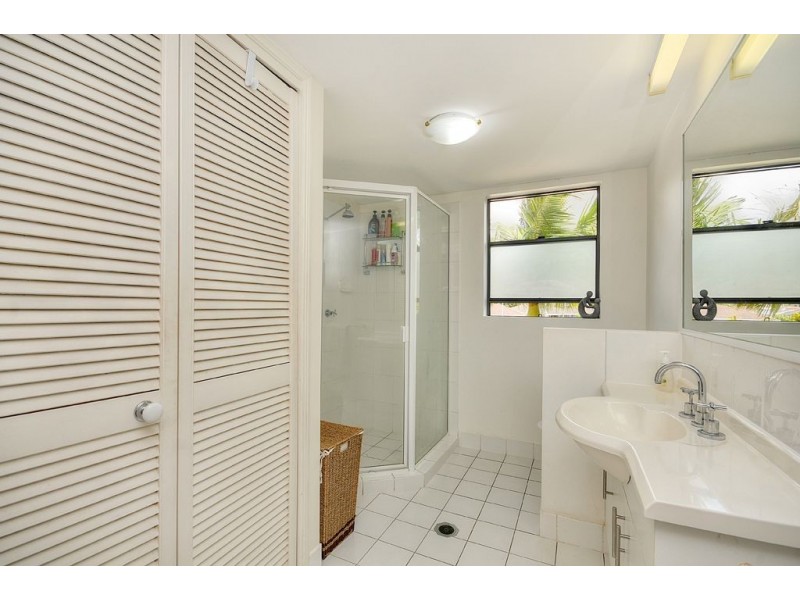 8/21 Markeri Street, Mermaid Beach QLD 4218