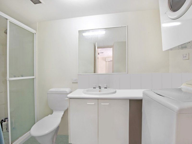 35 Palm Avenue, Surfers Paradise QLD 4217