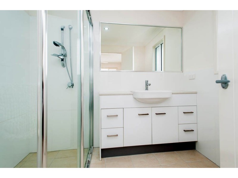 109/40 Riverbrooke Drive, Upper Coomera QLD 4209