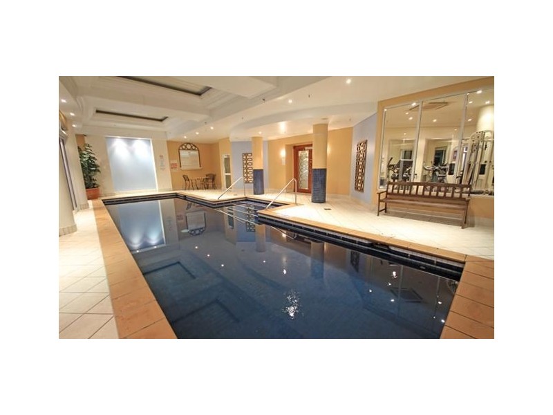 3016/2623 Gold Coast Highway, Broadbeach QLD 4218