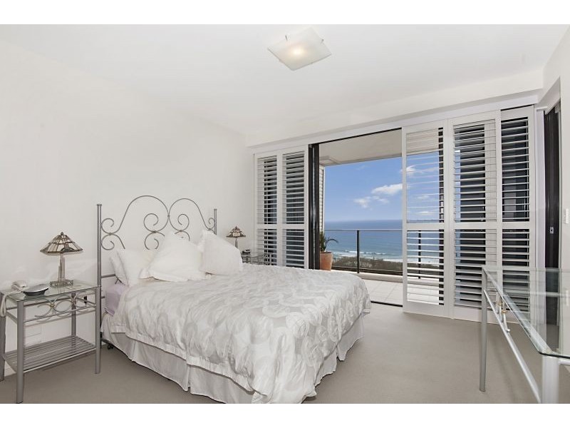 14 George Avenue, Broadbeach QLD 4218