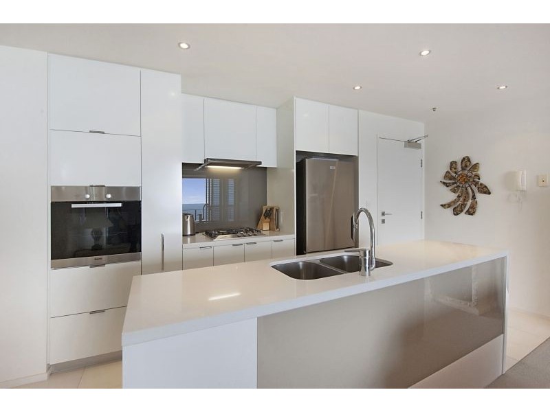 14 George Avenue, Broadbeach QLD 4218