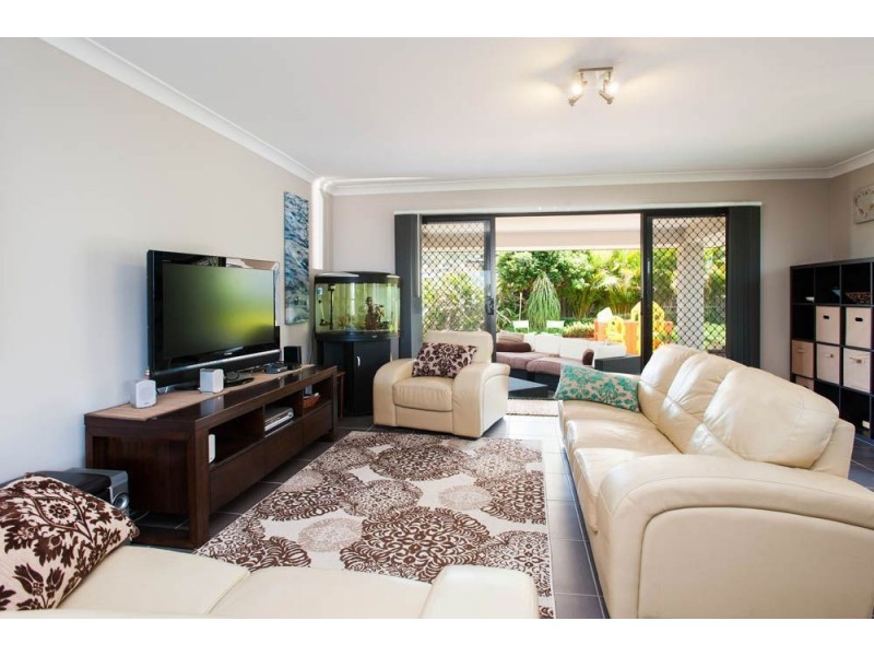 5 Barrington Street, Upper Coomera QLD 4209