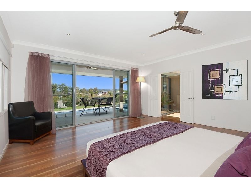 8 Lita Court, Tallebudgera QLD 4228
