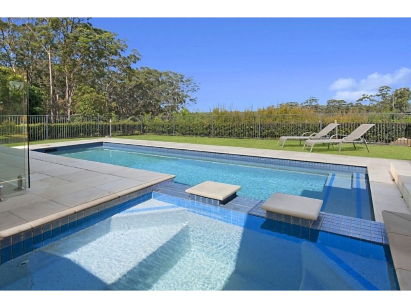 8 Lita Court, Tallebudgera QLD 4228