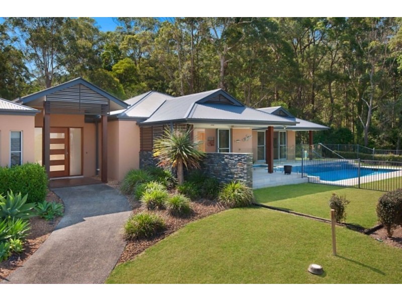 8 Lita Court, Tallebudgera QLD 4228