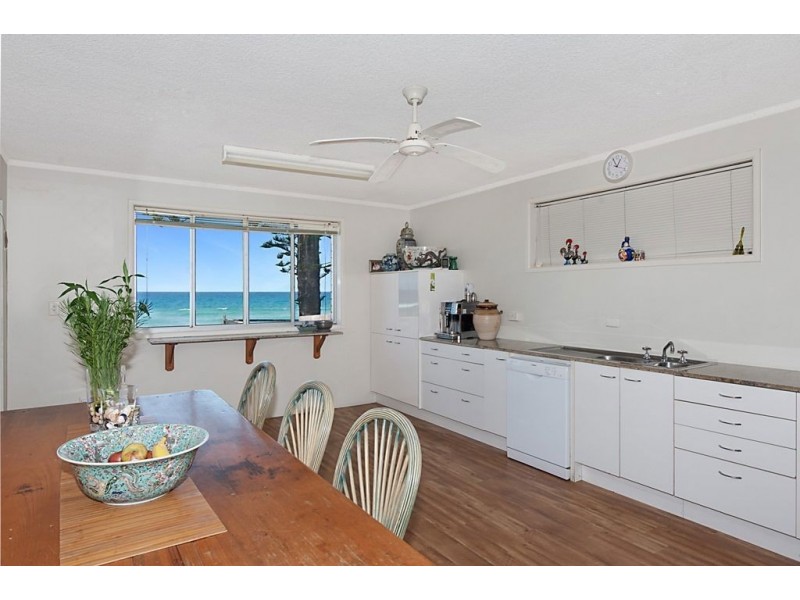 25 Hedges Avenue, Mermaid Beach QLD 4218