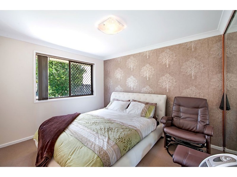 41 Poinsettia Avenue, Hollywell QLD 4216