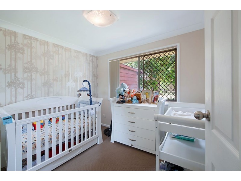 41 Poinsettia Avenue, Hollywell QLD 4216