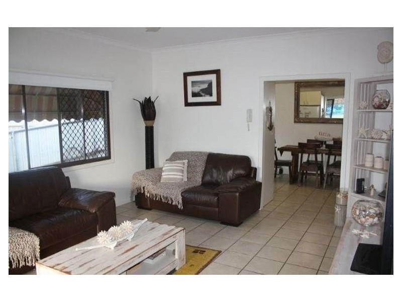 120 West Burleigh Road, Burleigh Heads QLD 4220