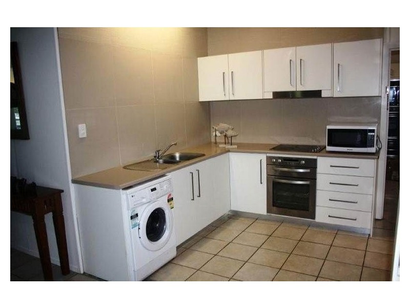 120 West Burleigh Road, Burleigh Heads QLD 4220