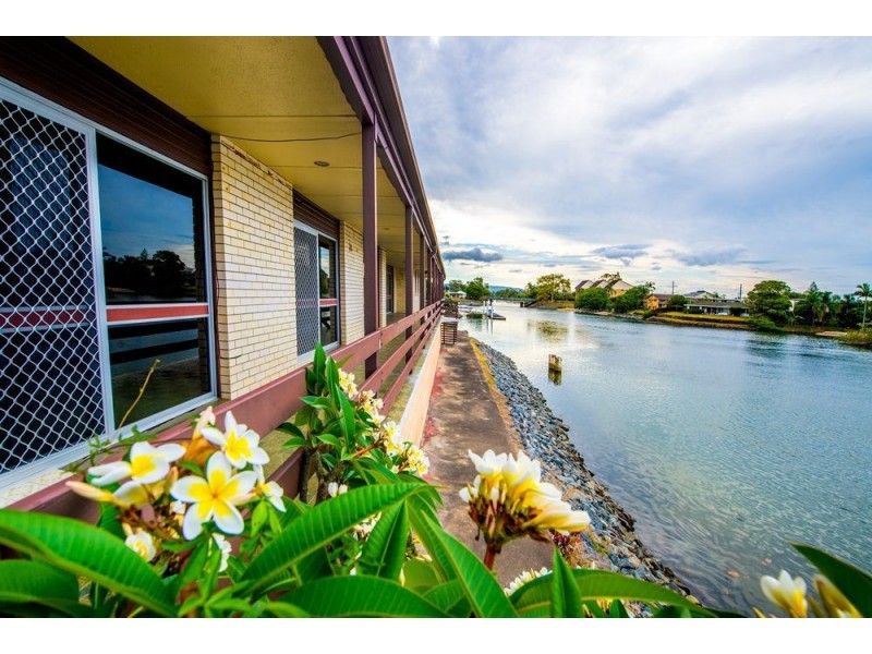 15-17 Lakeland Key, Broadbeach QLD 4218