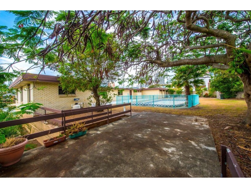 15-17 Lakeland Key, Broadbeach QLD 4218