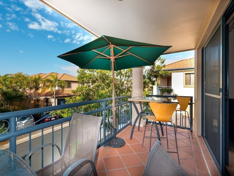 34/85 Palm Meadows Drive, Carrara QLD 4211