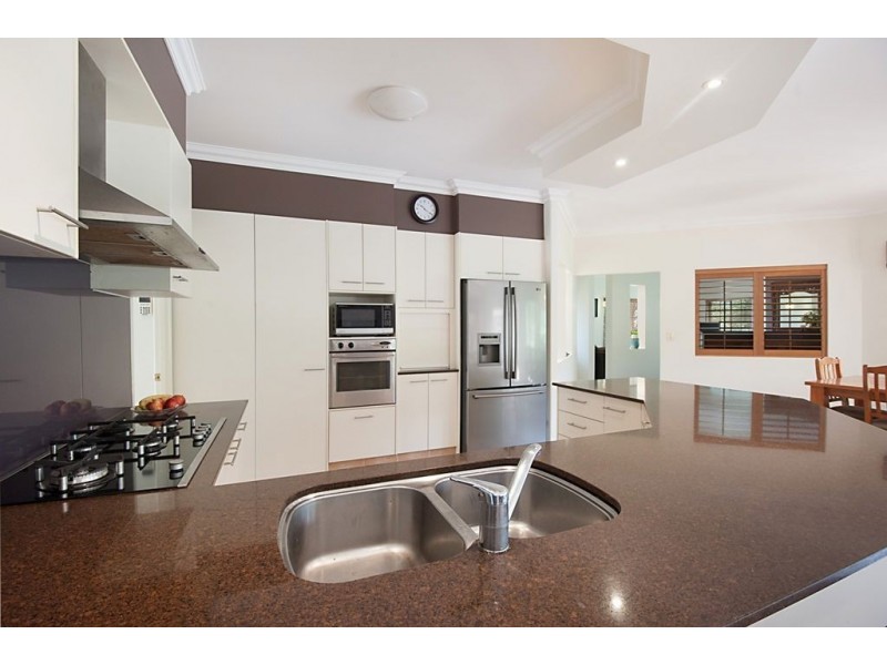 10 Dungogie Drive, Tallebudgera QLD 4228